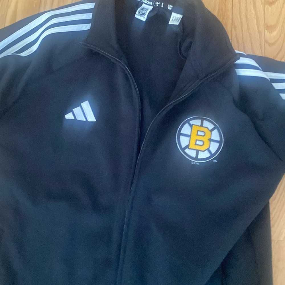 Brand new Boston Bruins Adidas Zipper Hoodie Medium.  Purchased from Fanatics